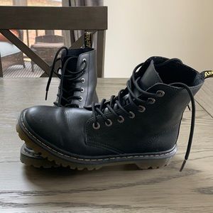 Dr. Marten’s 1460 Smooth Leather Lace Up Boot